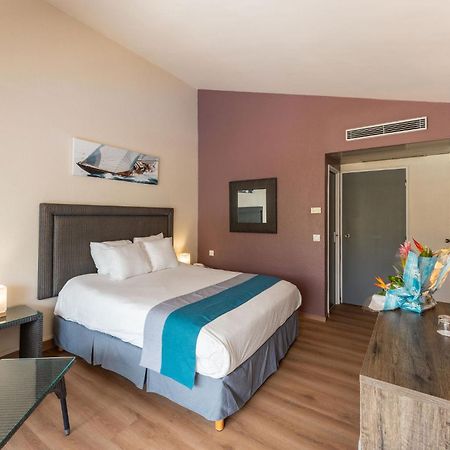 Hotel Fleur D'Epee لو جوسيير المظهر الخارجي الصورة