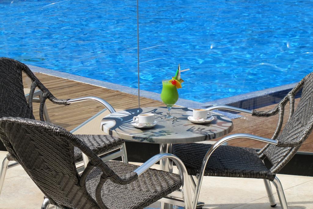 Hotel Fleur D'Epee لو جوسيير المظهر الخارجي الصورة